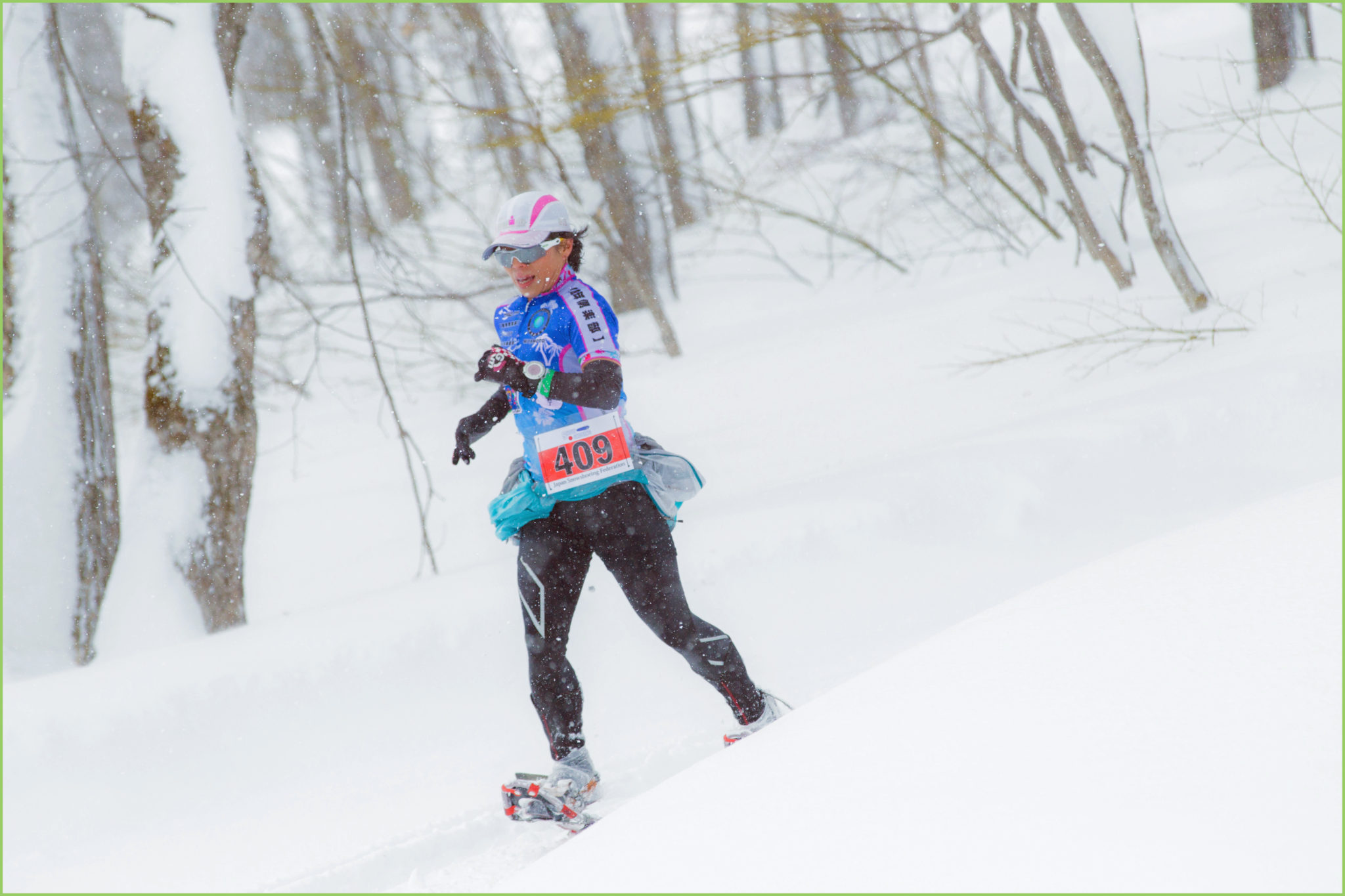 よくある質問 日本スノーシューイング連盟 ハイテクかんじき スノーシュー を履き 雪山を歩き る スノーシューイング の普及団体